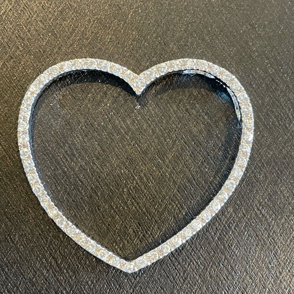 Heart pendant